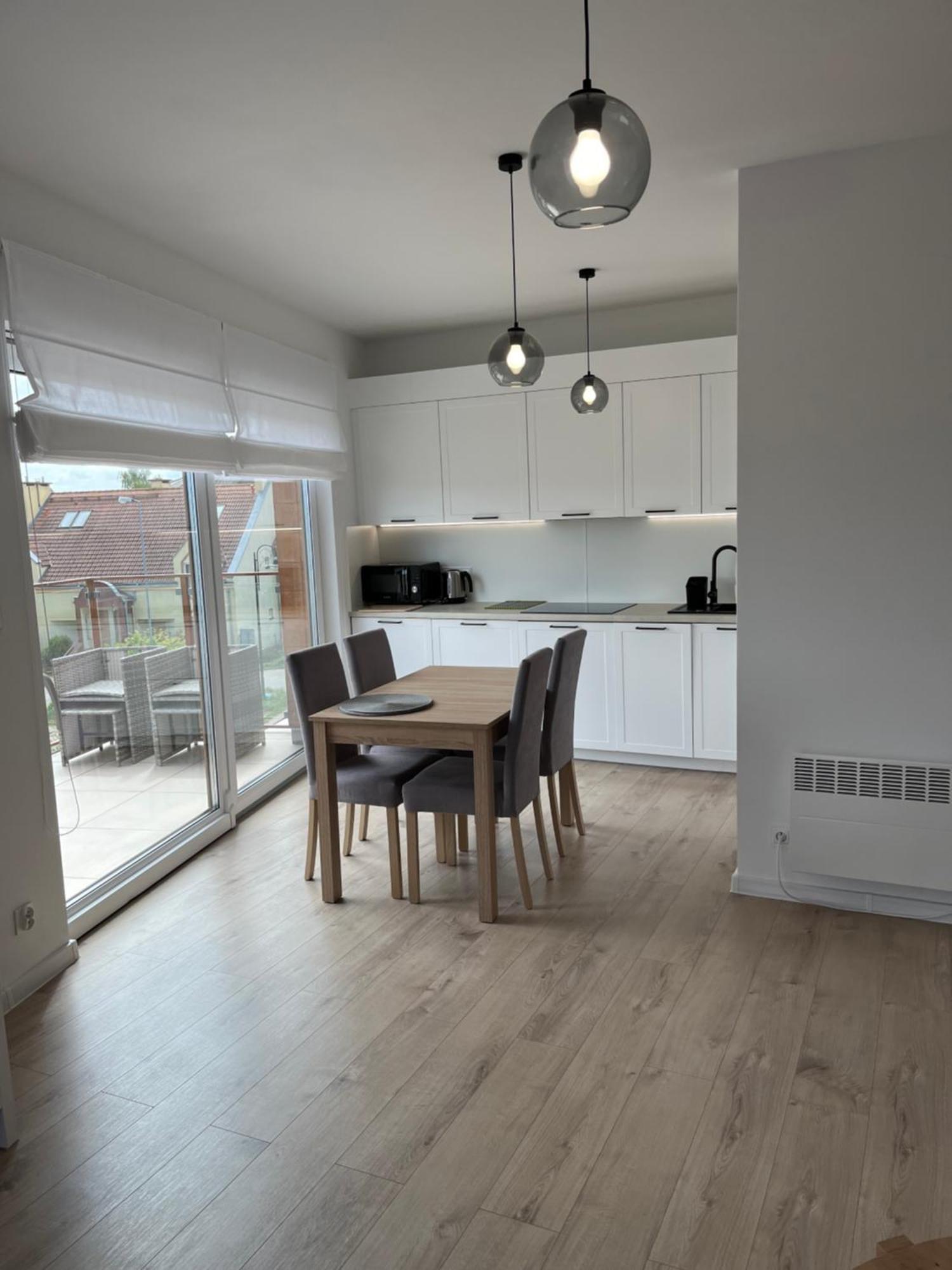 Baltic Vip Nowe Apartamenty Blisko Plazy Rewal Luaran gambar